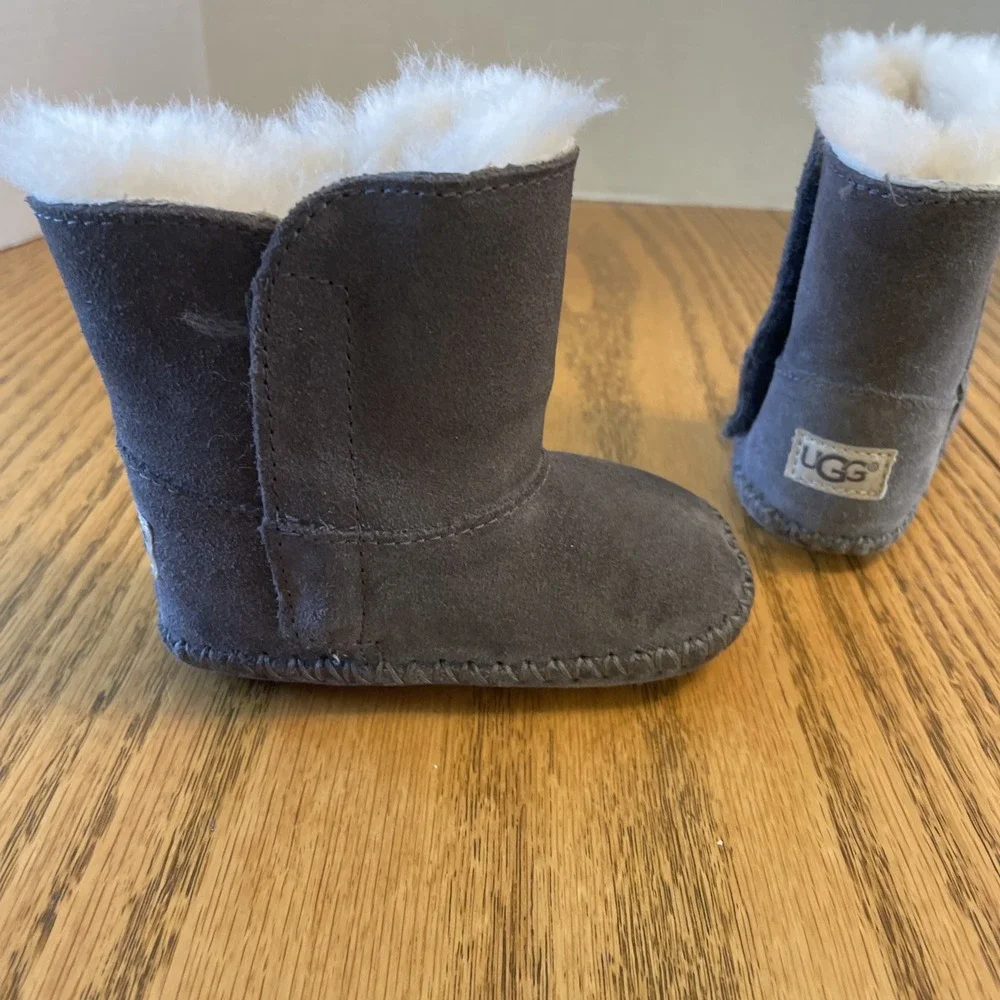 INFANT BABY SIZE 0-1 XS Gray UGG‎ CADEN BOOTIE 1005198I SUEDE BOOTS